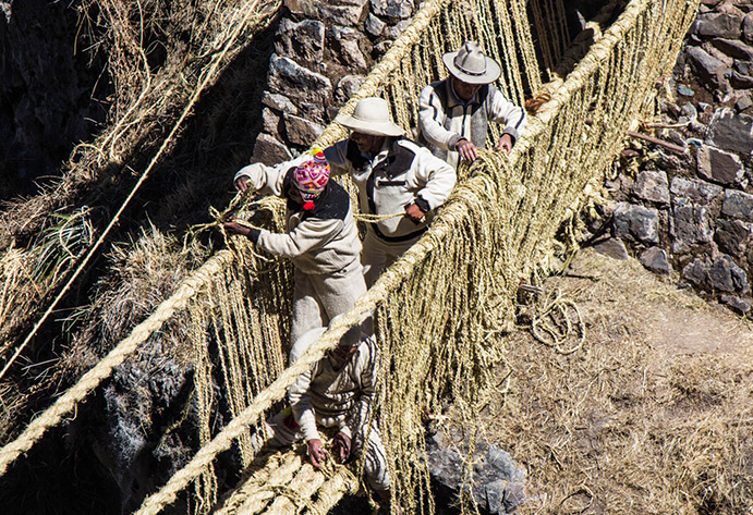 Annual renovation of the Q’eswachaka suspension bridge