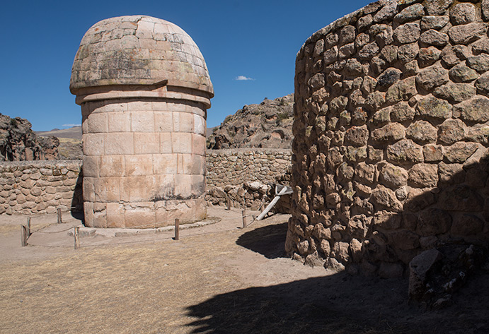 Vestigios arqueológicos de colcas (depósitos)