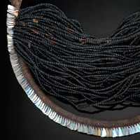 Mebêngôkre (Kayapó) <em>ngâp</em> (necklace)