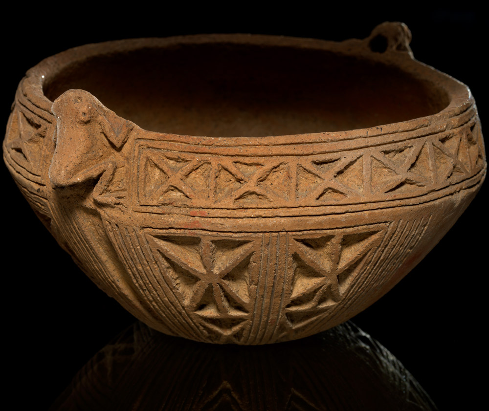 Tairona carved bowl