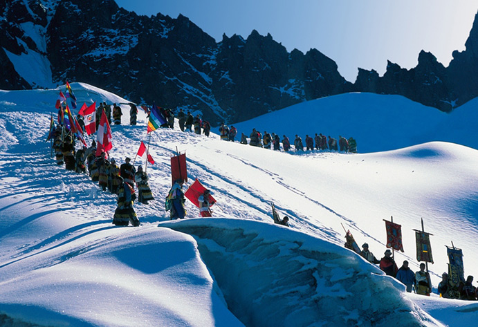 Q’oylluriti procession