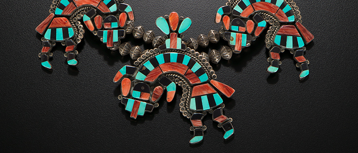 A shiwi (Zuni) necklace, ca. 1990